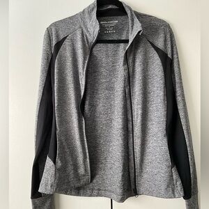 Zenana Outfitters - athletic jacket